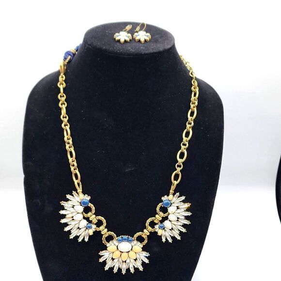Chloe + Isabel Jewelry - Chloe + Isabel Morningtide necklace & earrings